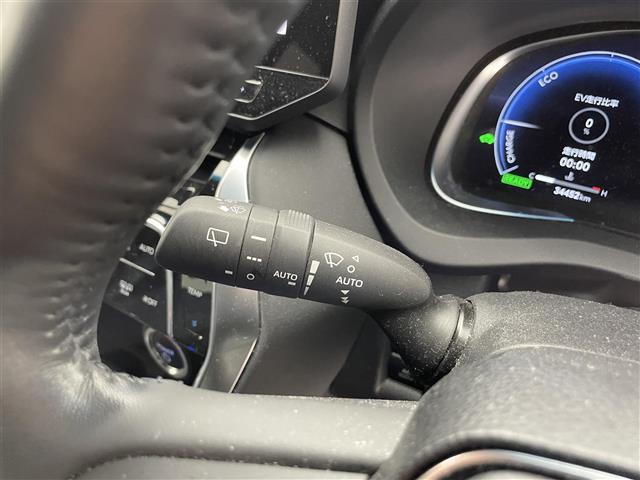 ハリアーハイブリッド Ｚ　レザーパッケージ　禁煙車／１２．３インチナビ／ＪＢＬプレミアムサウンド／パノラミックビューモニター／ＥＴＣ２．０／セーフティセンス／ブラインドスポットモニター／パーキングサポートブレーキ／パワーバックドア／ＬＥＤライト（15枚目）