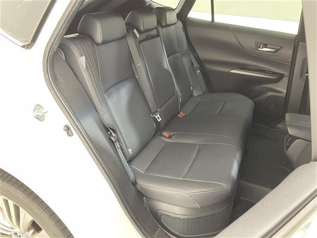 ハリアーハイブリッド Ｚ　レザーパッケージ　禁煙車／１２．３インチナビ／ＪＢＬプレミアムサウンド／パノラミックビューモニター／ＥＴＣ２．０／セーフティセンス／ブラインドスポットモニター／パーキングサポートブレーキ／パワーバックドア／ＬＥＤライト（23枚目）