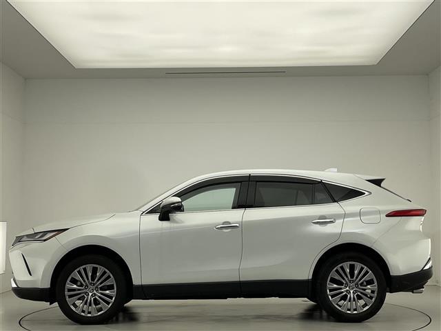 ハリアーハイブリッド Ｚ　レザーパッケージ　禁煙車／１２．３インチナビ／ＪＢＬプレミアムサウンド／パノラミックビューモニター／ＥＴＣ２．０／セーフティセンス／ブラインドスポットモニター／パーキングサポートブレーキ／パワーバックドア／ＬＥＤライト（32枚目）