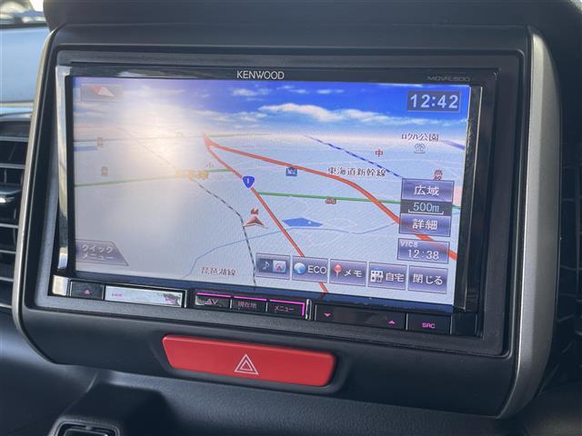 N-BOXカスタム G・Aパッケージ 禁煙車/社外メモリーナビ/バックカメラ/片側パワースライドドア/衝突被害軽減システム/プッシュスタート/スマートキー/ステアリングリモコン/横滑り防止装置/オートライト/フロアマット(3枚目)