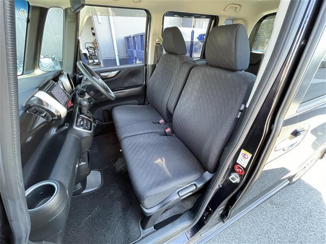N-BOXカスタム G・Aパッケージ 禁煙車/社外メモリーナビ/バックカメラ/片側パワースライドドア/衝突被害軽減システム/プッシュスタート/スマートキー/ステアリングリモコン/横滑り防止装置/オートライト/フロアマット(17枚目)