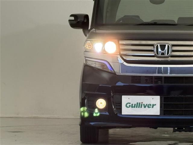 N-BOXカスタム G・Aパッケージ 禁煙車/社外メモリーナビ/バックカメラ/片側パワースライドドア/衝突被害軽減システム/プッシュスタート/スマートキー/ステアリングリモコン/横滑り防止装置/オートライト/フロアマット(23枚目)