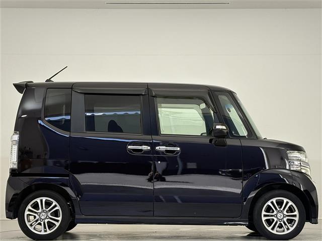 N-BOXカスタム G・Aパッケージ 禁煙車/社外メモリーナビ/バックカメラ/片側パワースライドドア/衝突被害軽減システム/プッシュスタート/スマートキー/ステアリングリモコン/横滑り防止装置/オートライト/フロアマット(29枚目)