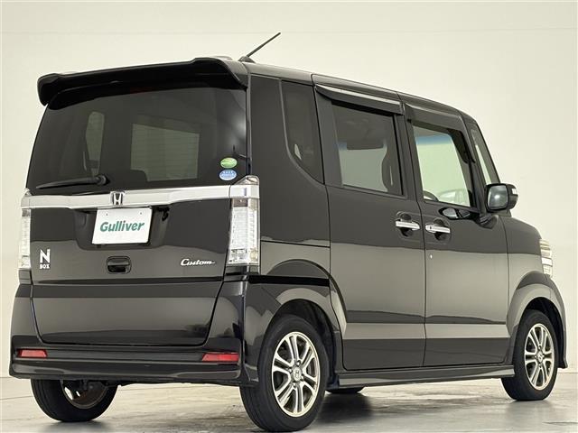 N-BOXカスタム G・Aパッケージ 禁煙車/社外メモリーナビ/バックカメラ/片側パワースライドドア/衝突被害軽減システム/プッシュスタート/スマートキー/ステアリングリモコン/横滑り防止装置/オートライト/フロアマット(30枚目)