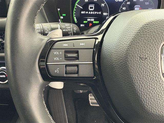 ZR-V e:HEV Z 禁煙車/純正9型ナビ/BOSEサウンド/レザーシート/全方位カメラ/追従クルーズコントロール/クリアランスソナー/パワーシート/シートヒーター/ブラインドスポットインフォメーション/LED/ETC(9枚目)