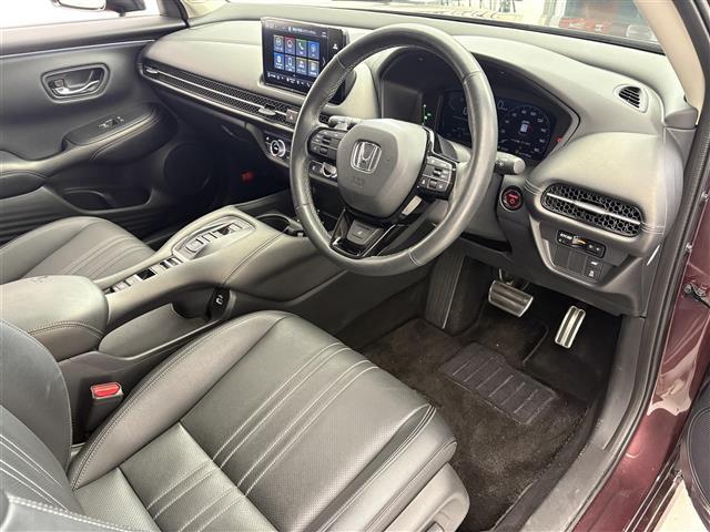 ZR-V e:HEV Z 禁煙車/純正9型ナビ/BOSEサウンド/レザーシート/全方位カメラ/追従クルーズコントロール/クリアランスソナー/パワーシート/シートヒーター/ブラインドスポットインフォメーション/LED/ETC(19枚目)