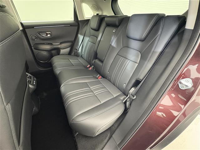 ZR-V e:HEV Z 禁煙車/純正9型ナビ/BOSEサウンド/レザーシート/全方位カメラ/追従クルーズコントロール/クリアランスソナー/パワーシート/シートヒーター/ブラインドスポットインフォメーション/LED/ETC(24枚目)