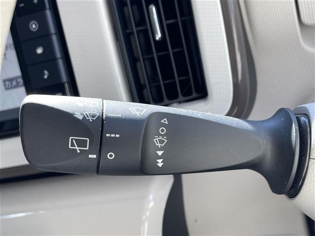 ムーヴキャンバス Xメイクアップリミテッド SAIII 禁煙車/純正ナビ/全方位カメラ/両側電動スライド/ドラレコ/コーナーセンサー/リアソナー/オートハイビーム/衝突被害軽減システム/プッシュスタート/スマートキー/ステアリングリモコン(12枚目)