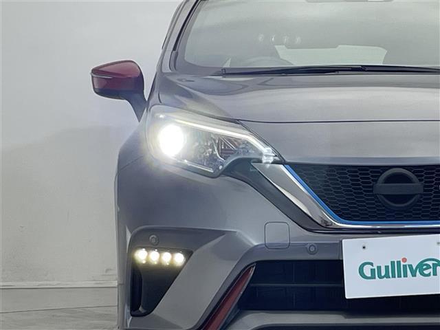 ノート ｅ－パワー　ニスモ　禁煙車／社外ナビ／ＬＥＤヘッドライト／コーナーセンサー／レーンキープアシスト／ドライブレコーダー／ＣＤ／ＤＶＤ／フルセグ／Ｂｌｕｅｔｏｏｔｈ／盗難防止／スマートキー／ＥＴＣ（19枚目）