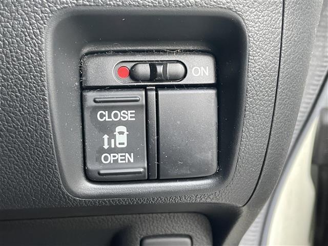 Ｎ－ＢＯＸ Ｇ・Ｌパッケージ　禁煙車／純正８型ナビ／バックカメラ／片側パワースライドドア／ＨＩＤヘッドライト／オートライト／プッシュスタート／スマートキー（15枚目）