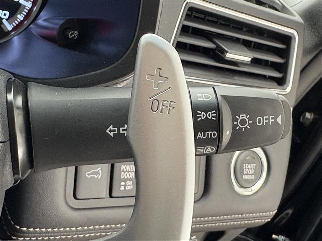 デリカD:5 シャモニー 登録済未使用車/両側パワースライドドア/全方位カメラ/ハーフレザーシート/シートヒーター/パワーシート/パワーバックドア/レーンキープアシスト/ステアリングヒーター/パドルシフト/スペアキー(10枚目)