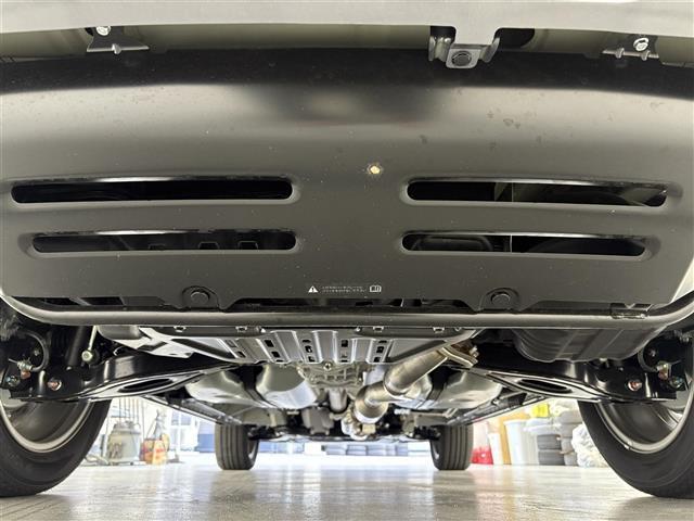 デリカD:5 シャモニー 登録済未使用車/両側パワースライドドア/全方位カメラ/ハーフレザーシート/シートヒーター/パワーシート/パワーバックドア/レーンキープアシスト/ステアリングヒーター/パドルシフト/スペアキー(34枚目)