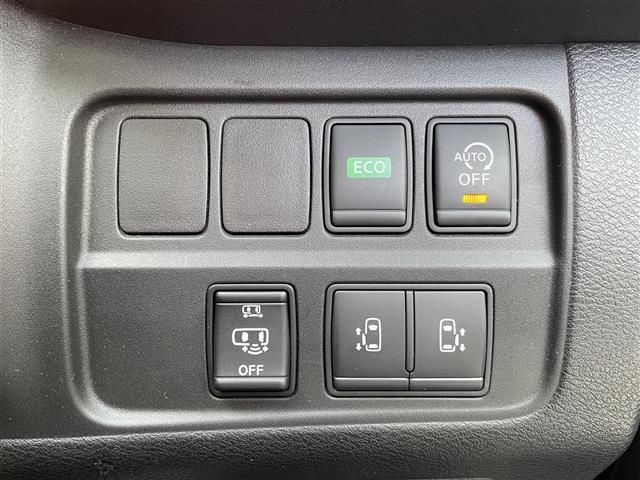 セレナ ハイウェイスター プロパイロットエディション 純正9インチナビ/Bluetooth/CD/DVD/USB/HDMI/フルセグ/前後ドラレコ/衝突軽減ブレーキ/バックカメラ/プロパイロット/電子パーキング/オートライト/両側電動スライドドア(8枚目)