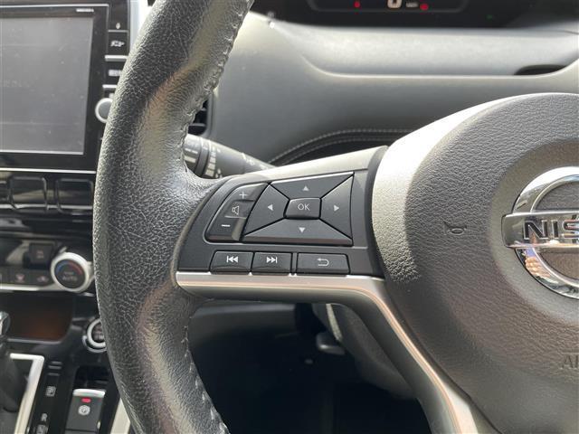 セレナ ハイウェイスター プロパイロットエディション 純正9インチナビ/Bluetooth/CD/DVD/USB/HDMI/フルセグ/前後ドラレコ/衝突軽減ブレーキ/バックカメラ/プロパイロット/電子パーキング/オートライト/両側電動スライドドア(11枚目)