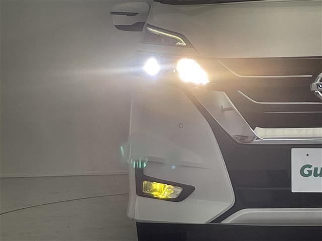 セレナ ハイウェイスター プロパイロットエディション 純正9インチナビ/Bluetooth/CD/DVD/USB/HDMI/フルセグ/前後ドラレコ/衝突軽減ブレーキ/バックカメラ/プロパイロット/電子パーキング/オートライト/両側電動スライドドア(28枚目)