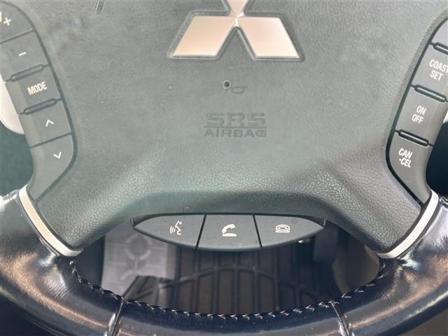 デリカD:5 シャモニー 禁煙車/純正ナビ/フルセグTV/バックカメラ/サイドカメラ/ETC/両側パワースライドドア/シートヒーター/パワーシート/クルーズコントロール/HIDヘッドライト/オートライト/パドルシフト(15枚目)