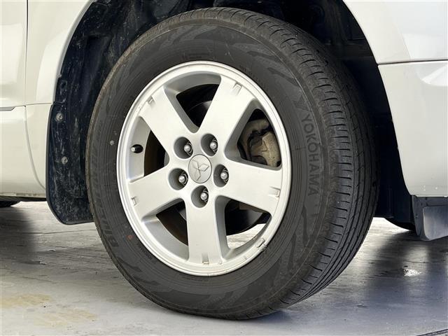 デリカD:5 シャモニー 禁煙車/純正ナビ/フルセグTV/バックカメラ/サイドカメラ/ETC/両側パワースライドドア/シートヒーター/パワーシート/クルーズコントロール/HIDヘッドライト/オートライト/パドルシフト(27枚目)