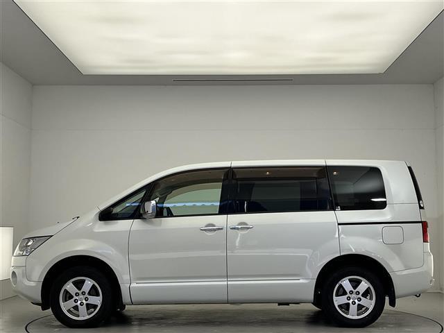 デリカD:5 シャモニー 禁煙車/純正ナビ/フルセグTV/バックカメラ/サイドカメラ/ETC/両側パワースライドドア/シートヒーター/パワーシート/クルーズコントロール/HIDヘッドライト/オートライト/パドルシフト(32枚目)