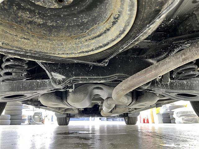 デリカD:5 シャモニー 禁煙車/純正ナビ/フルセグTV/バックカメラ/サイドカメラ/ETC/両側パワースライドドア/シートヒーター/パワーシート/クルーズコントロール/HIDヘッドライト/オートライト/パドルシフト(37枚目)