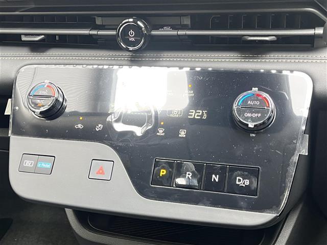 セレナ e-パワー ハイウェイスターV 禁煙車/純正12.3インチナビ/全方位カメラ/デジタルインナーミラー/フリップダウンモニター/両側パワースライドドア/ハーフレザーシート/前後ドラレコ/前後コーナーセンサー/追従クルーズコントロール(18枚目)