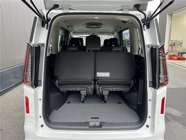 セレナ e-パワー ハイウェイスターV 禁煙車/純正12.3インチナビ/全方位カメラ/デジタルインナーミラー/フリップダウンモニター/両側パワースライドドア/ハーフレザーシート/前後ドラレコ/前後コーナーセンサー/追従クルーズコントロール(27枚目)