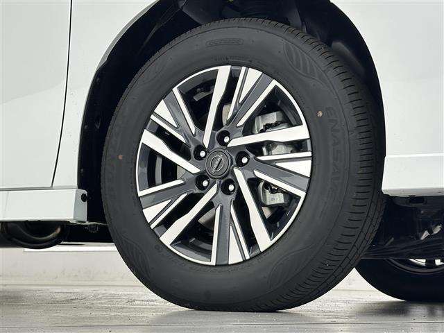 セレナ e-パワー ハイウェイスターV 禁煙車/純正12.3インチナビ/全方位カメラ/デジタルインナーミラー/フリップダウンモニター/両側パワースライドドア/ハーフレザーシート/前後ドラレコ/前後コーナーセンサー/追従クルーズコントロール(29枚目)