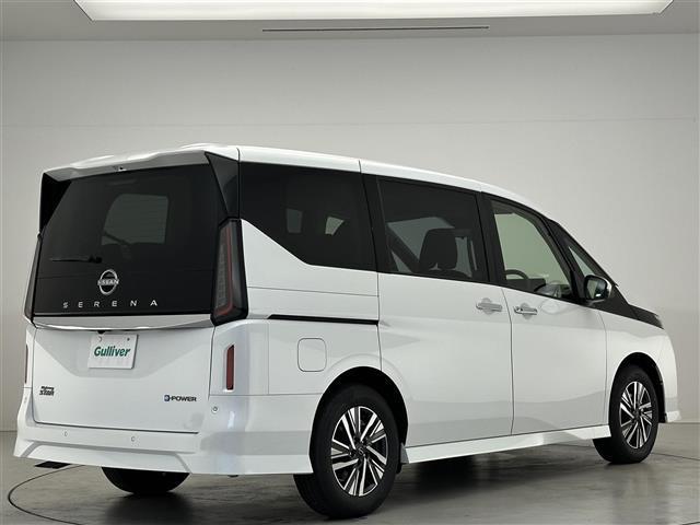 セレナ e-パワー ハイウェイスターV 禁煙車/純正12.3インチナビ/全方位カメラ/デジタルインナーミラー/フリップダウンモニター/両側パワースライドドア/ハーフレザーシート/前後ドラレコ/前後コーナーセンサー/追従クルーズコントロール(37枚目)