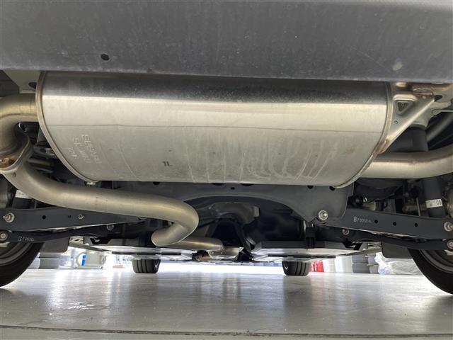 インプレッサスポーツ ２．０ｉ－Ｌアイサイト　禁煙車／純正８インチナビ／バックカメラ／衝突軽減ブレーキ／ＥＴＣ２．０／ＬＥＤヘッドライト／オートライト／追従クルーズコントロール／純正アルミホイール／レーンキープアシスト／電子パーキング（38枚目）