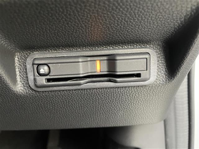 フリード Gブラックスタイル 禁煙車/純正9インチナビ/バックカメラ/ETC/前後ドラレコ/両側パワースライドドア/シートヒーター/LEDヘッドライト/ステアリングスイッチ/追従クルーズコントロール/レーンキープアシスト(7枚目)