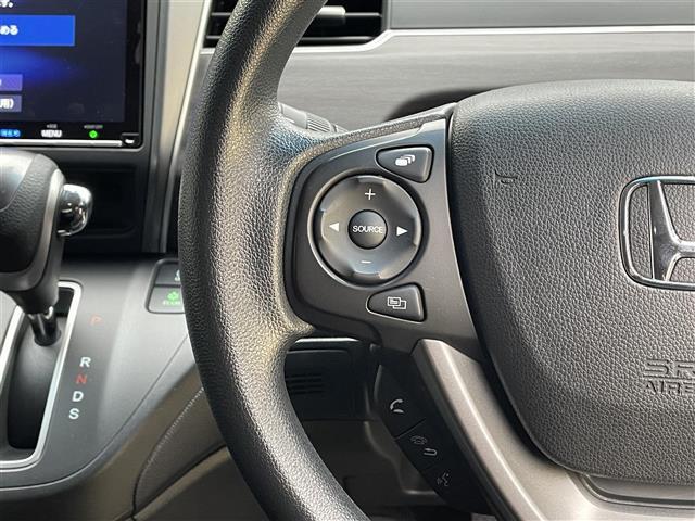 フリード Gブラックスタイル 禁煙車/純正9インチナビ/バックカメラ/ETC/前後ドラレコ/両側パワースライドドア/シートヒーター/LEDヘッドライト/ステアリングスイッチ/追従クルーズコントロール/レーンキープアシスト(12枚目)