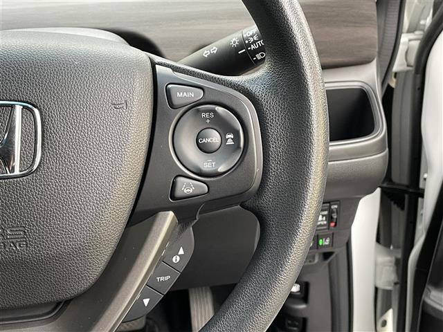 フリード Gブラックスタイル 禁煙車/純正9インチナビ/バックカメラ/ETC/前後ドラレコ/両側パワースライドドア/シートヒーター/LEDヘッドライト/ステアリングスイッチ/追従クルーズコントロール/レーンキープアシスト(13枚目)