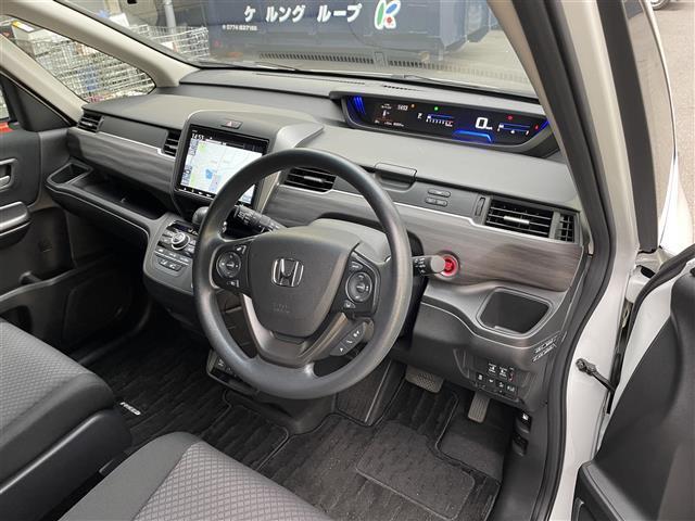 フリード Gブラックスタイル 禁煙車/純正9インチナビ/バックカメラ/ETC/前後ドラレコ/両側パワースライドドア/シートヒーター/LEDヘッドライト/ステアリングスイッチ/追従クルーズコントロール/レーンキープアシスト(19枚目)