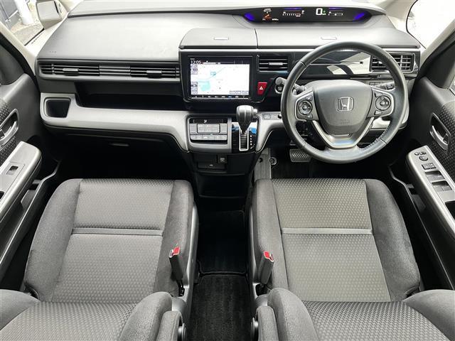ステップワゴンスパーダ スパーダ ホンダセンシング 禁煙車/純正9インチナビ/両側電動スライド/フリップダウンモニター/前後ドラレコ/ホンダセンシング/追従クルーズコントロール/MTモード付AT/オートライト/LEDヘッドライト/バックカメラ(4枚目)