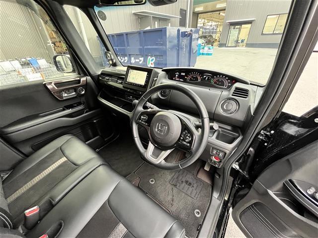 N-BOXカスタム G・Lターボホンダセンシング 禁煙車/純正7インチナビ/バックカメラ/ホンダセンシング/両側パワースライドドア/追従クルーズコントロール/D・Nシートヒーター/ハーフレザーシート/純正LEDヘッドライト/オートライト/スマートキー(18枚目)