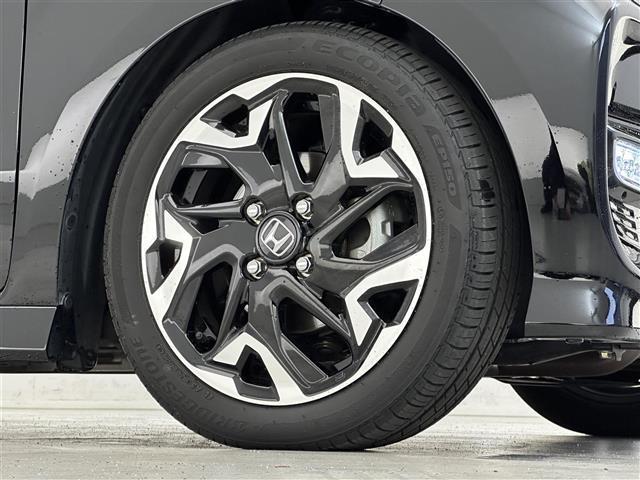 N-BOXカスタム G・Lターボホンダセンシング 禁煙車/純正7インチナビ/バックカメラ/ホンダセンシング/両側パワースライドドア/追従クルーズコントロール/D・Nシートヒーター/ハーフレザーシート/純正LEDヘッドライト/オートライト/スマートキー(25枚目)