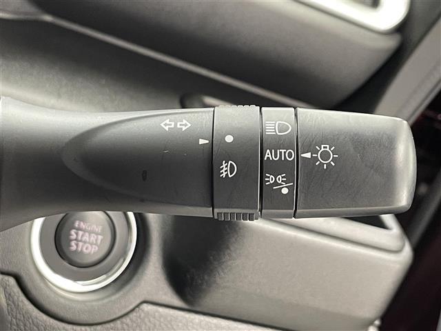 ソリオ ハイブリッドMZ 禁煙車/社外8インチナビ/全方位カメラ/追従クルーズコントロール/両側電動スライドドア/前席シートヒーター/ヘッドアップディスプレイ/クリアランスソナー/前方ドライブレコーダー/LEDヘッドライト(12枚目)