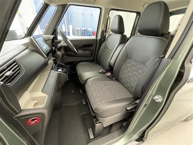 デリカミニ T プレミアム 禁煙車/未使用車/純正9インチディスプレイオーディオ/全方位カメラ/両側電動スライド/ハーフレザー/クリアランスソナー/LEDヘッドライト/オートライト/オートハイビーム/レーンキープ/シートヒーター(21枚目)