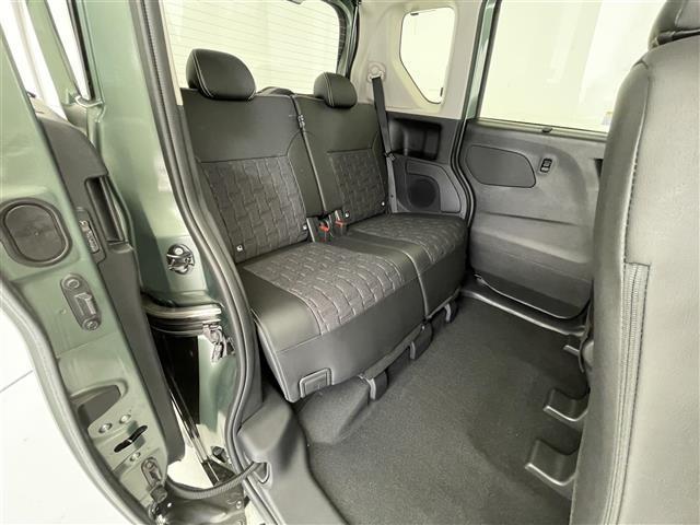 デリカミニ T プレミアム 禁煙車/未使用車/純正9インチディスプレイオーディオ/全方位カメラ/両側電動スライド/ハーフレザー/クリアランスソナー/LEDヘッドライト/オートライト/オートハイビーム/レーンキープ/シートヒーター(23枚目)