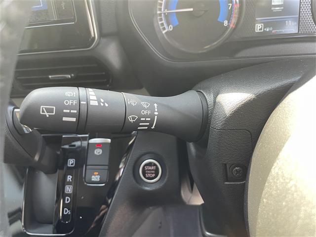 デリカミニ T プレミアム 禁煙車/未使用車/純正9型ディスプレイオーディオ/全方位カメラ/両側電動スライド/ハーフレザー/クリアランスソナー/LEDヘッドライト/オートライト/オートハイビーム/シートヒーター/衝突軽減(13枚目)