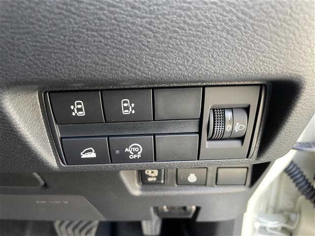 デリカミニ T プレミアム 禁煙車/未使用車/全方位カメラ/9型ディスプレイオーディオ/両側電動スライド/ハーフレザー/4WD/レーンキープ/クリアランスソナー/LEDヘッドライト/オートライト/オートハイビーム/シートヒーター(7枚目)