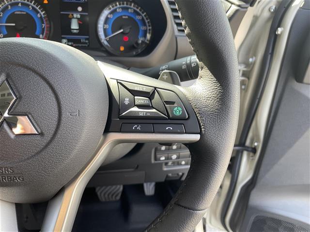 デリカミニ T プレミアム 禁煙車/未使用車/全方位カメラ/9型ディスプレイオーディオ/両側電動スライド/ハーフレザー/4WD/レーンキープ/クリアランスソナー/LEDヘッドライト/オートライト/オートハイビーム/シートヒーター(12枚目)