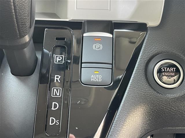 デリカミニ T プレミアム 禁煙車/未使用車/全方位カメラ/9型ディスプレイオーディオ/両側電動スライド/ハーフレザー/4WD/レーンキープ/クリアランスソナー/LEDヘッドライト/オートライト/オートハイビーム/シートヒーター(17枚目)