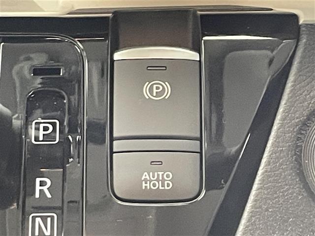 デリカミニ Ｔ　プレミアム　禁煙車／未使用車／純正９インチディスプレイオーディオ／全方位カメラ／両側電動スライド／ハーフレザー／４ＷＤ／クリアランスソナー／ＬＥＤヘッドライト／オートライト／オートハイビーム／レーンキープ（17枚目）