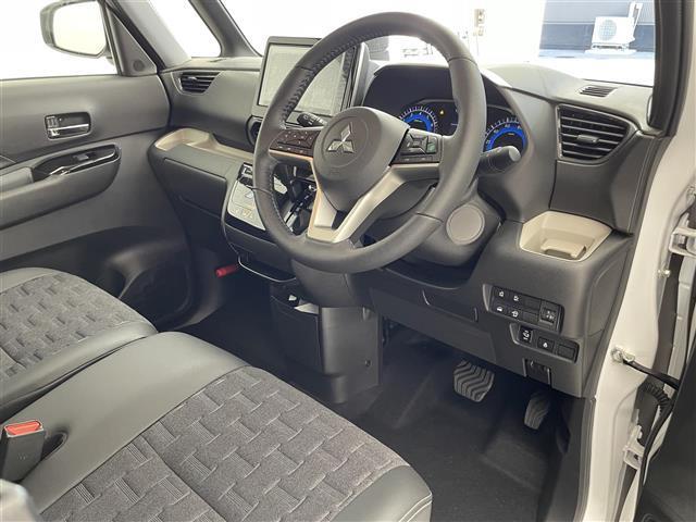 デリカミニ Ｔ　プレミアム　禁煙車／未使用車／純正９インチディスプレイオーディオ／全方位カメラ／両側電動スライド／ハーフレザー／４ＷＤ／クリアランスソナー／ＬＥＤヘッドライト／オートライト／オートハイビーム／レーンキープ（18枚目）