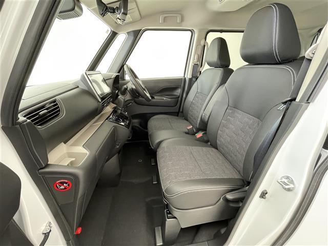 デリカミニ Ｔ　プレミアム　禁煙車／未使用車／純正９インチディスプレイオーディオ／全方位カメラ／両側電動スライド／ハーフレザー／４ＷＤ／クリアランスソナー／ＬＥＤヘッドライト／オートライト／オートハイビーム／レーンキープ（21枚目）