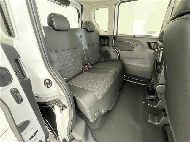 デリカミニ Ｔ　プレミアム　禁煙車／未使用車／純正９インチディスプレイオーディオ／全方位カメラ／両側電動スライド／ハーフレザー／４ＷＤ／クリアランスソナー／ＬＥＤヘッドライト／オートライト／オートハイビーム／レーンキープ（23枚目）