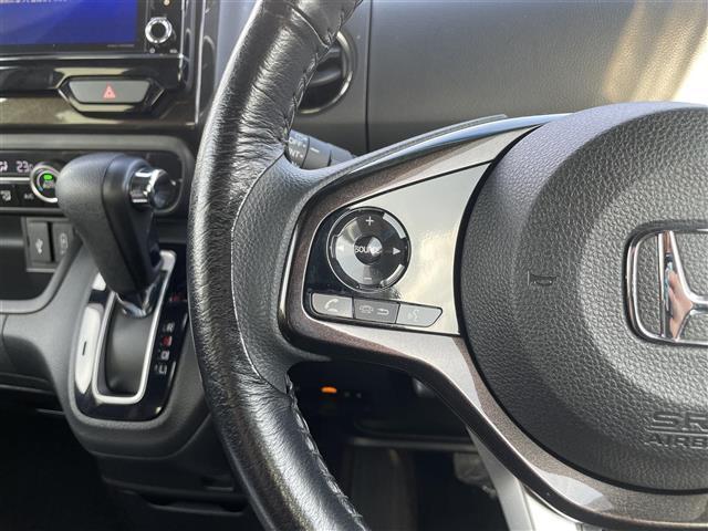 N-BOXカスタム G・Lホンダセンシング 禁煙車/純正9インチナビ/バックカメラ/片側電動スライド/LEDヘッドライト/リアソナー/ビルトインETC/純正マット/ドアバイザー/リアサンシェード/プッシュスタート/スマートキー(12枚目)