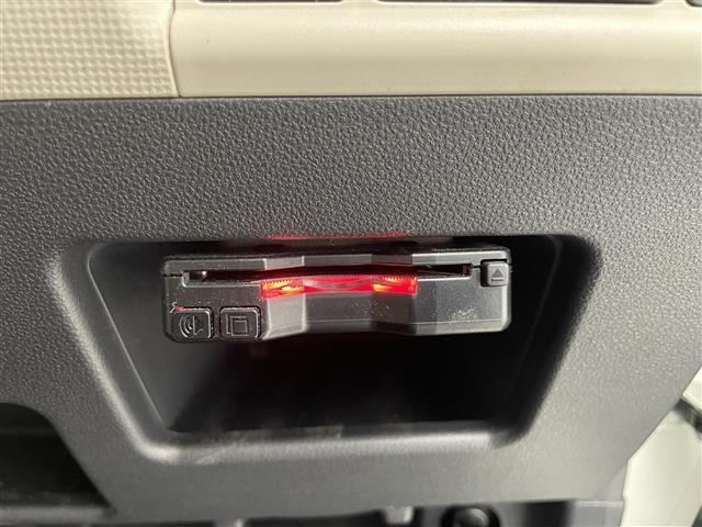 ムーヴキャンバス ＧメイクアップＶＳ　ＳＡＩＩＩ　禁煙車／社外７インチナビ／両側電動スライド／全方位カメラ／ＬＥＤヘッドライト／オートライト／オートハイビームドラレコ（前後）／ＥＴＣ／リアソナー／シートヒーター（Ｄ席）／衝突軽減／純正マット（9枚目）