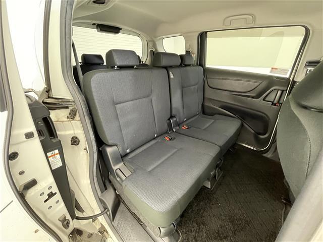 シエンタ ハイブリッドＧ　禁煙車／純正７インチナビ／両側電動スライドドア／バックカメラ／ＬＥＤヘッドライト／オートライト／オートハイビーム／衝突軽減／レーンキープ／シートヒーター／３６０°ドラレコ／ビルトインＥＴＣ（24枚目）