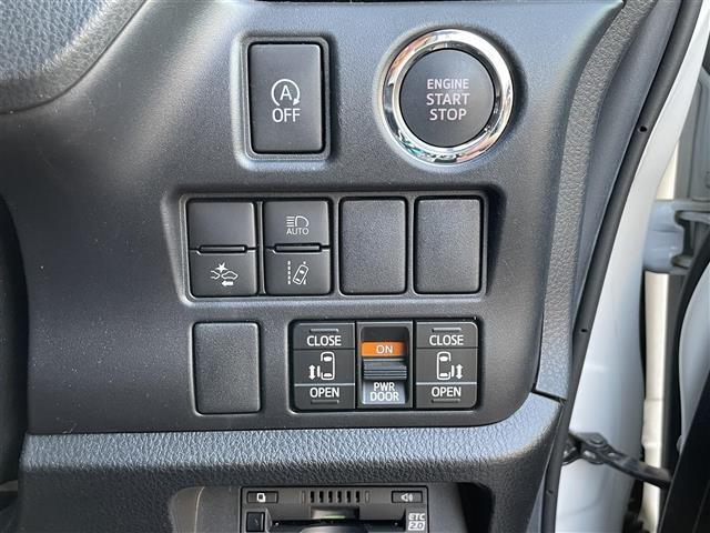 ヴォクシー ＺＳ　煌ＩＩＩ　禁煙車／純正９型ナビ／バックカメラ／両側パワースライドドア／ハーフレザーシート／クルーズコントロール／ＬＥＤヘッドライト／オートマチックハイビーム／クリアランスソナー／ビルトインＥＴＣ２．０（16枚目）
